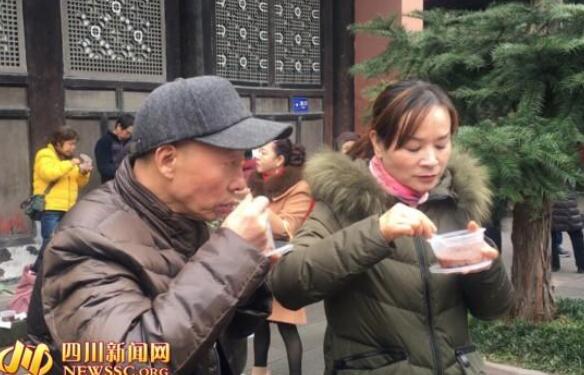 过了腊八就是年 成都文殊院的腊八粥你喝到了吗？